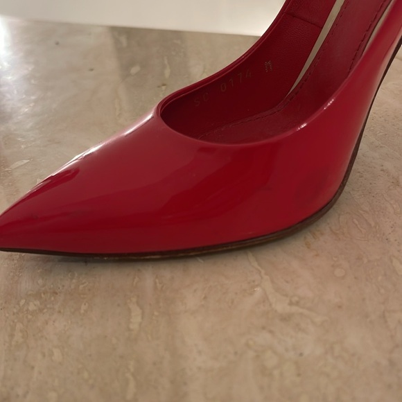 Louis Vuitton Pumps/Heels. Used. Size 37. Guaranteed Authentic - Picture 13 of 15